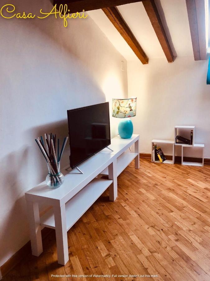 Casa Alfieri-Graziosa Mansarda In Centro A Livorno Apartment Екстериор снимка